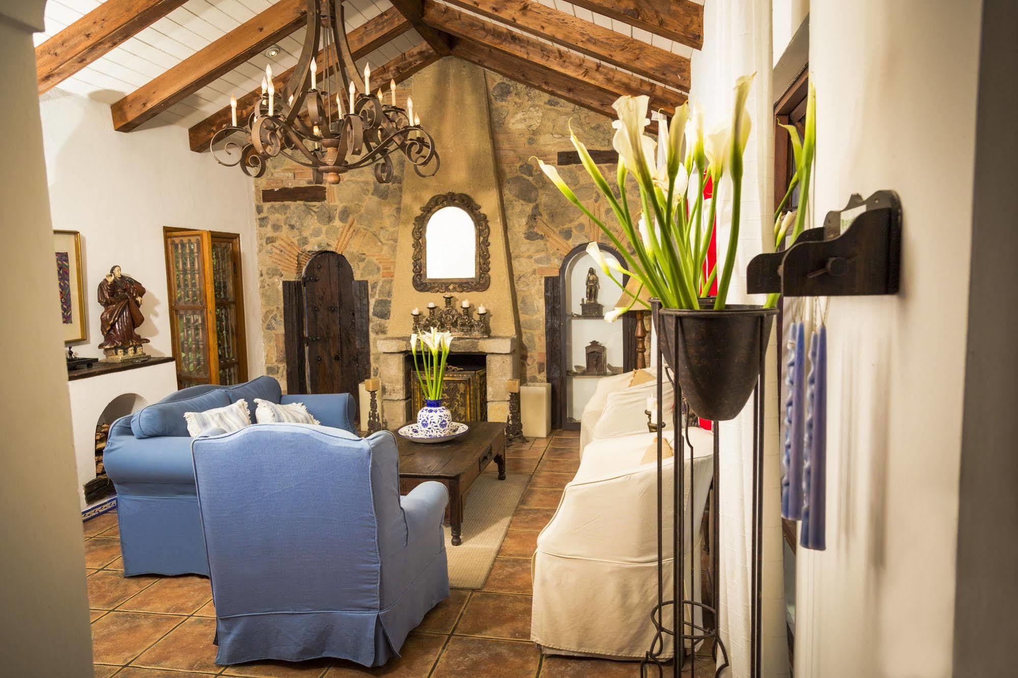 Casa Encantada By Porta Hotels Antigua Luaran gambar