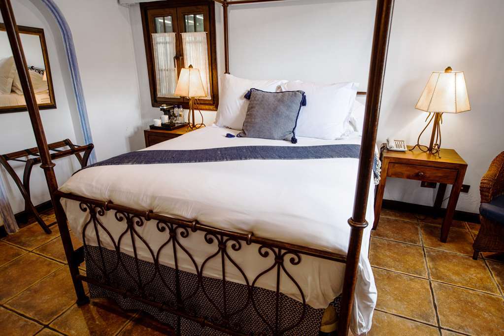 Casa Encantada By Porta Hotels Antigua Bilik gambar