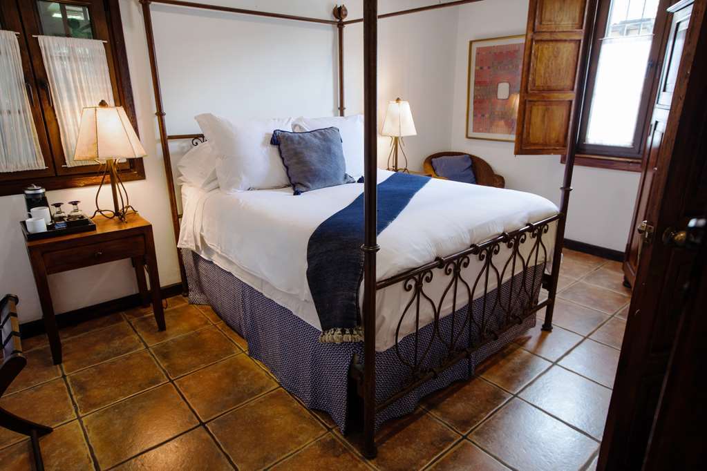 Casa Encantada By Porta Hotels Antigua Bilik gambar